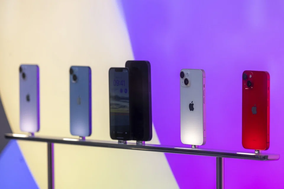 The smartphone market took a major hit from the global economic slowdown stemming from central banks raising interest rates, Covid-19 lockdowns in China and Russia’s invasion of Ukraine.