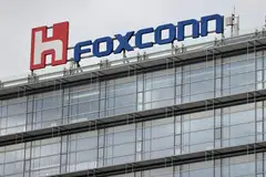 Foxconn has reported a 4.6 per cent decline in October revenue to NT$741.2 billion (S$31.2 billion), and is also sticking with a “significant growth outlook” for the December quarter, which is typically its busiest because of year-end iPhone shipments.