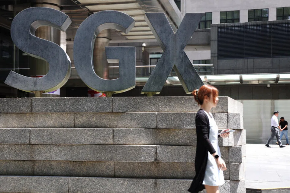 The benchmark Straits Times Index has retreated 22.82 or 0.7 per cent to 3,173.93 on Friday. 