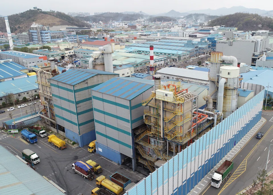 EMK is an integrated waste management services player in South Korea, serving the national market. It operates 6 waste-to-energy plants and 5 sludge drying facilities. 