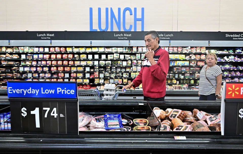 In the 12 months through November, inflation, as measured by the personal consumption expenditures (PCE) price index, stood at 2.6 per cent, easing from 2.9 per cent in October.