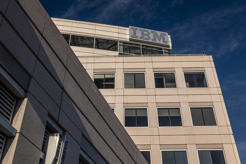 IBM expects full-year revenue growth will exceed the company’s previous mid-single digit guidance while free cash flow will hit the estimate of US$10 billion.