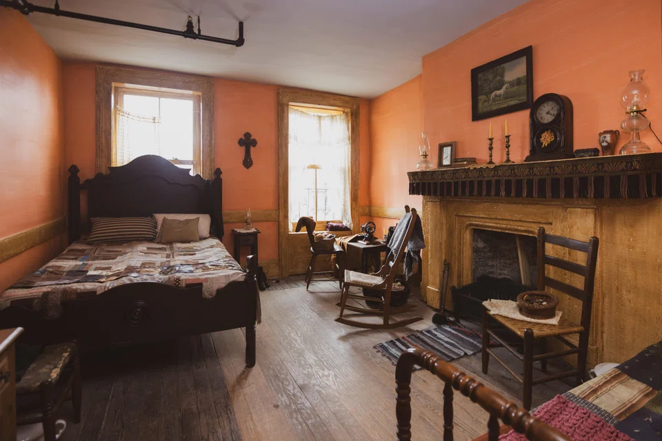 The Tenement Museum’s new exhibit, “A Union of Hope,” centres on the re-created home of Joseph Moore, a Black coachman, and his wife, Rachel, a housekeeper, who lived in New York City in the 1860s in New York.