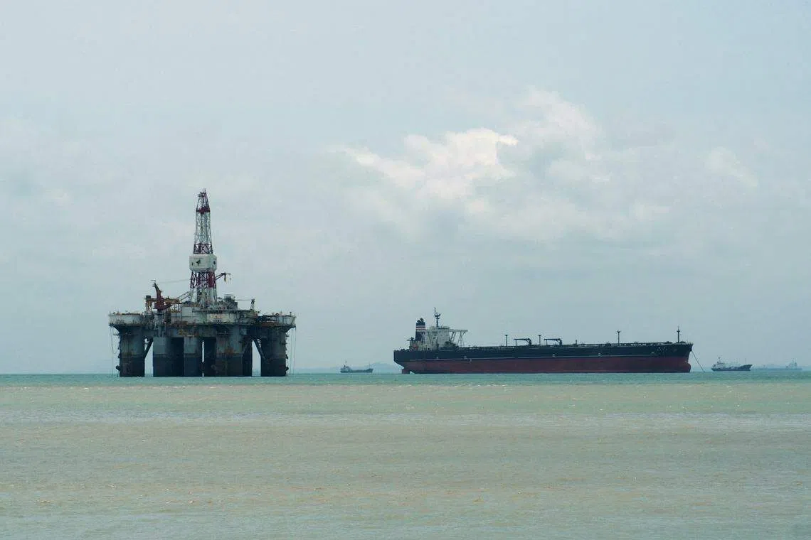 OUTPUT of Malaysia's key export crude grade Kimanis has dropped further this month after technical issues unexpectedly occurred at the 2 offshore oilfields that produce the oil, 2 sources with knowledge of the matter said.
