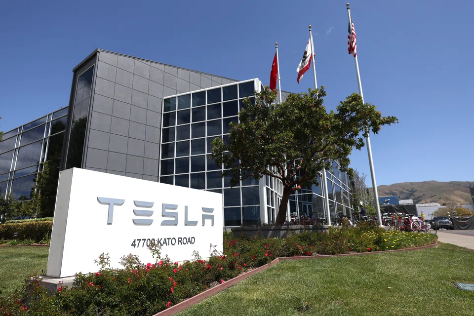 Tesla lost ground on Thursday amid investor concerns that Musk may have to sell Tesla shares to fund his US$21 billion equity contribution to his US$44 billion buyout of Twitter.