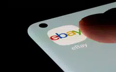 For the current quarter, eBay forecasts revenue between US$2.29 billion and US$2.37 billion.
