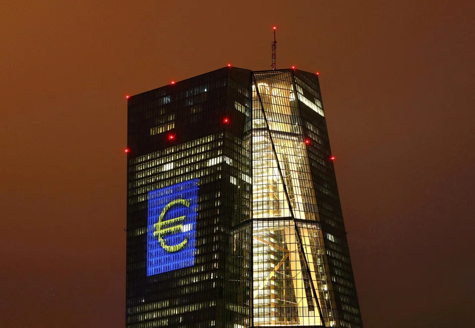 Pricing in derivatives markets indicate that traders see a 62 per cent chance that the ECB will leave interest rates at 3.75 per cent; and a 38 per cent chance of a 25 bp increase.