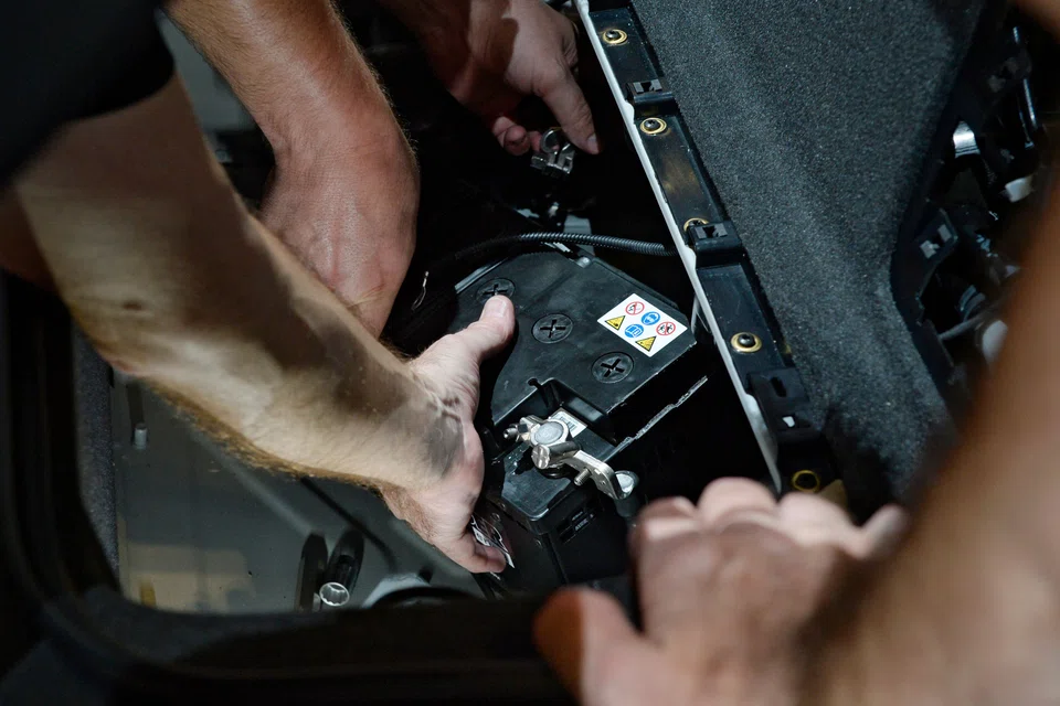 Johnson Controls has been working with its advisers to sell its residential and light commercial businesses, according to the sources.