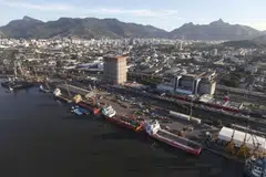 The Panamax market sell-off continued in a similar vein to the previous week, with all sector indices continuing to lose ground. 