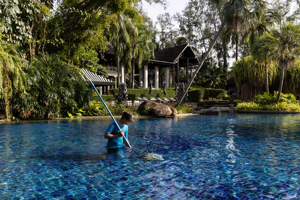 Thailand's tourism ministry plans to ask hotel operators to implement a dual-tariff structure under which foreign visitors may be charged rates similar to pre-pandemic days while locals may continue to enjoy discounted rates.