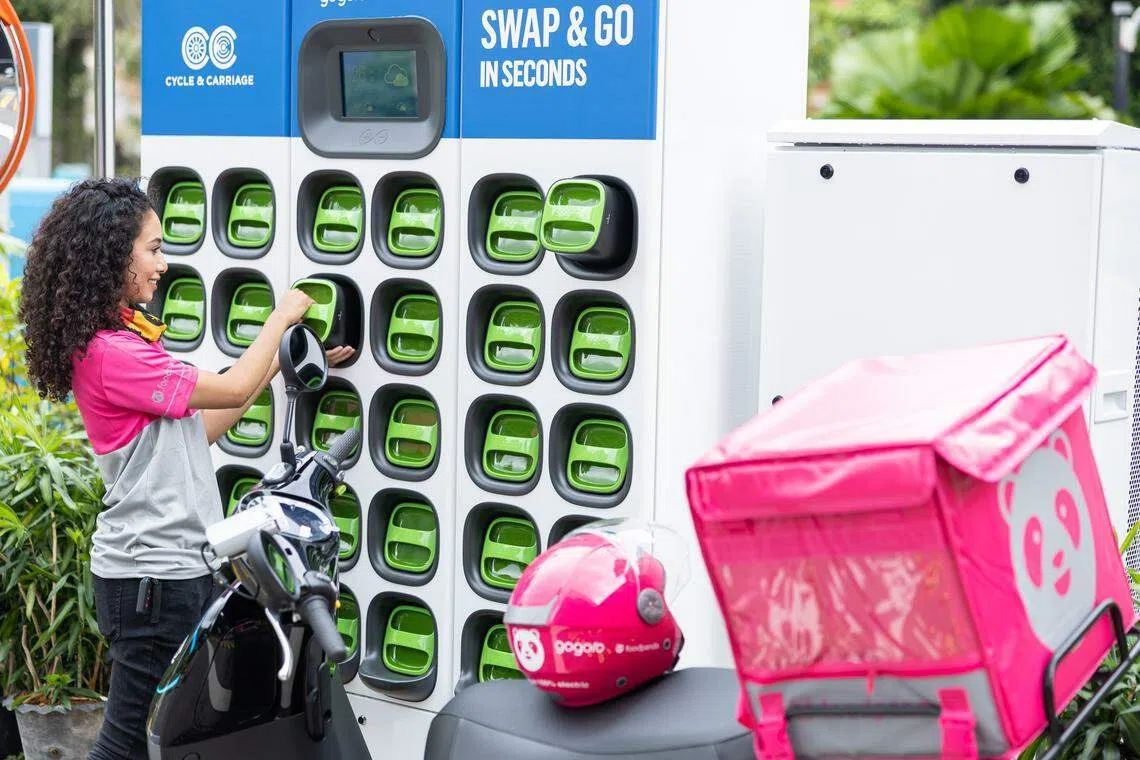 Gogoro, the manufacturer of electric motorcycles and battery-swapping systems, says it intends to begin commercial operations in Singapore in 2024. 