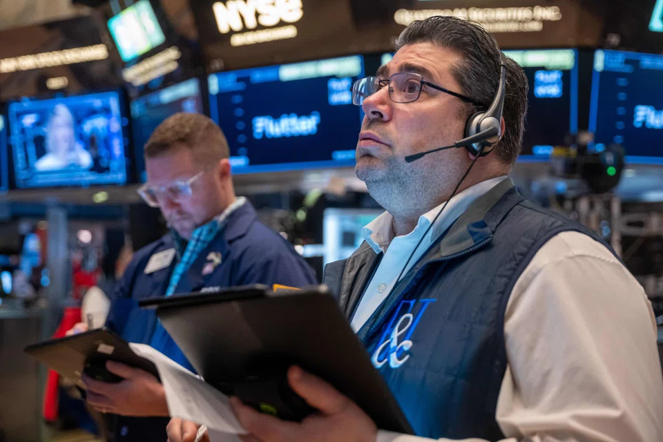 The tech-rich Nasdaq Composite index climbed 1.1 per cent to 15,628.04.