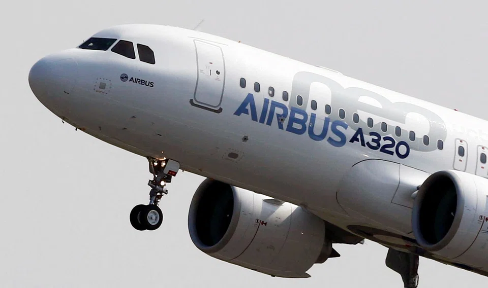 The deals comprise the leasing of 21 Airbus A320neos (above),  4 Airbus A321neos and 5 Boeing B777-200LRs.
