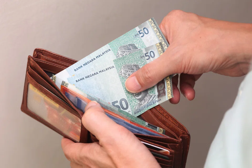 Although the weakening ringgit may benefit Malaysia’s exporters, most business owners in the country are feeling the pinch of rising costs.