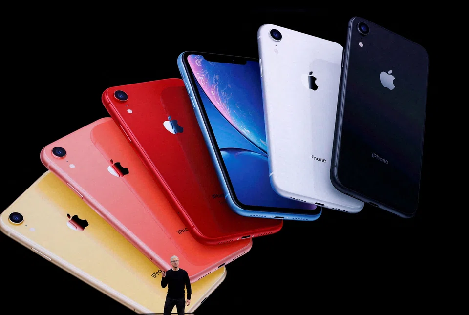 Hon Hai Precision Industry, the maker of most of the world’s iPhones, posted earnings ahead of estimates after keeping production running despite component shortages and strict pandemic controls across China.