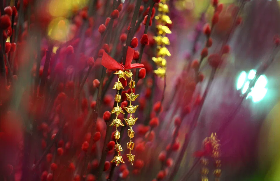 To celebrate the festivities, DBS, OCBC and UOB rally their staff volunteers to give back to the different communities.
