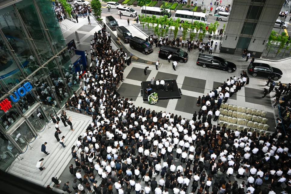 Hundreds of UOB employees and members of the public attended the late CEO Wee Cho Yaw's final memorial service at Raffles Place on Feb 7, 2024.
