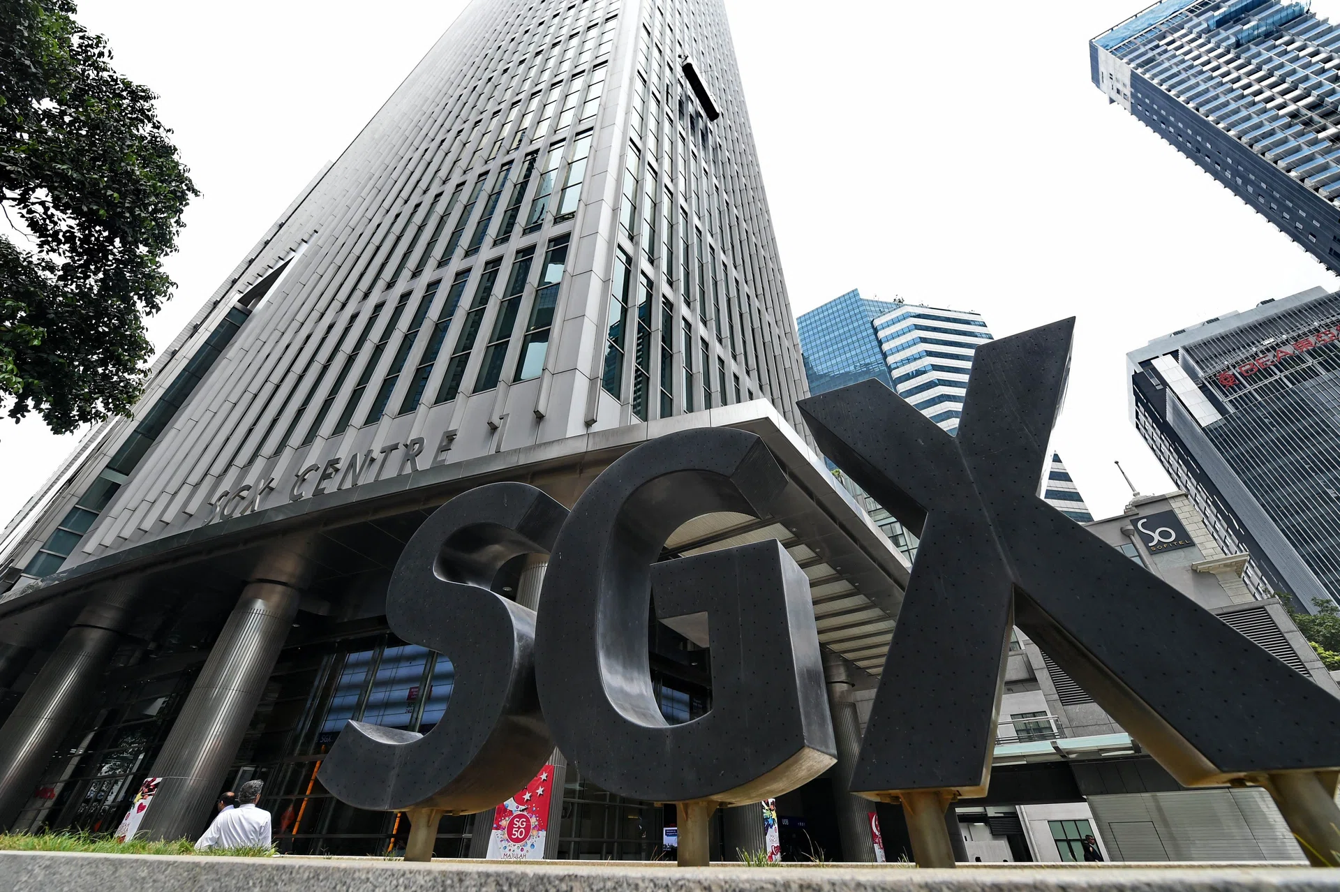 Singapore Exchange Adds SpaceX and Grab to Depository Receipt Lineup