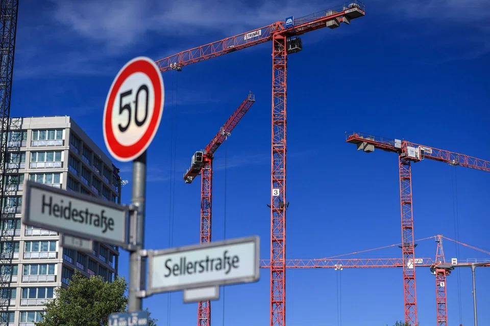 If Germany's economy ministry concludes that the sale could endanger national security, the federal government could still ban the sale.