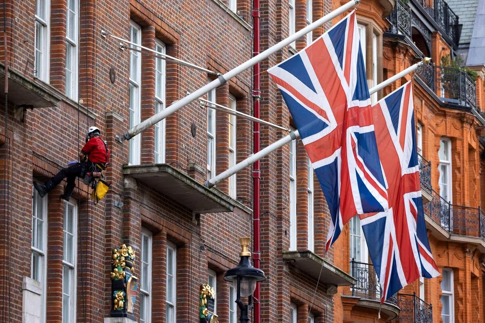 Cheaper mortgages fuelled by a price war among lenders is bringing buyers off the sidelines.