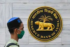 INDIA'S headline inflation accelerated for a seventh month to the fastest since May 2014, further challenging the central bank's efforts to contain surging prices and sustain an economic recovery. 