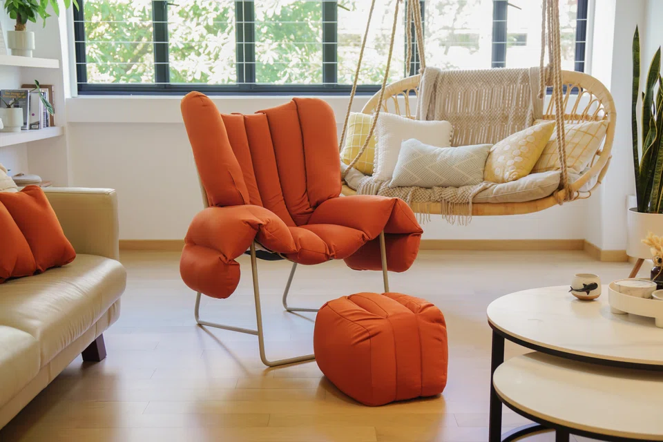 huggu is designed to envelop the user.