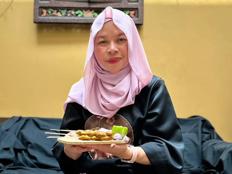 Samsiah Suliman, chief executive officer of Jumain Sataysfaction, with her plant-based meat satay Soveg.