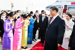 China's President Xi Jinping and his wife Peng Liyuan being greeted by Thailand's Prime Minister Prayut Chan-o-Cha upon their arrival in Bangkok for the Asia-Pacific Economic Cooperation (Apec) summit on Thursday (Nov 17).