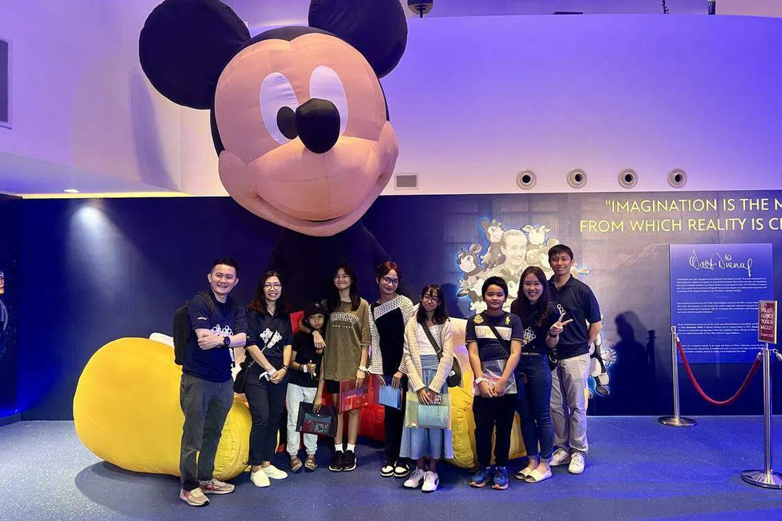 The programme has kicked off on Wednesday (Dec 6) with BT BAF beneficiaries and Certis volunteers attending the Disney Immersive Experience at the Sands Theatre.