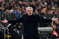 Roma says that Mourinho would leave alongside his staff “with immediate effect”, adding that it is “in the best interests of the club” after a series of poor results left the team way off the pace in the Italian top flight.