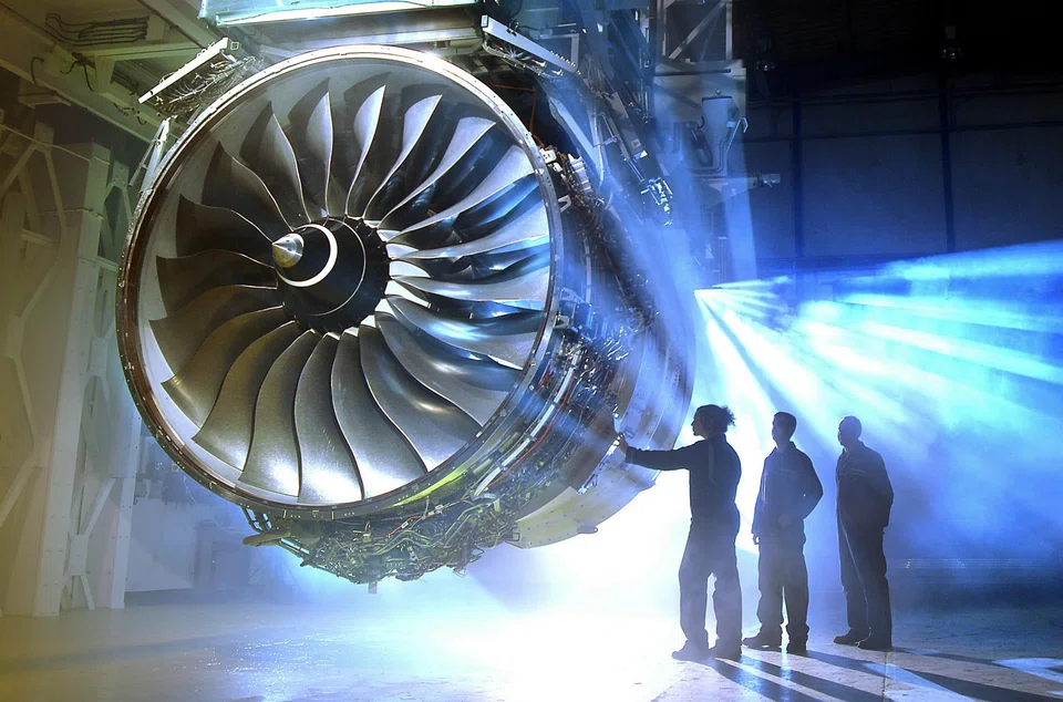 Rolls-Royce acknowledges the downtime on the XWB-97 engine is greater than expected but denies suggestions that the performance level equates to being “defective”.