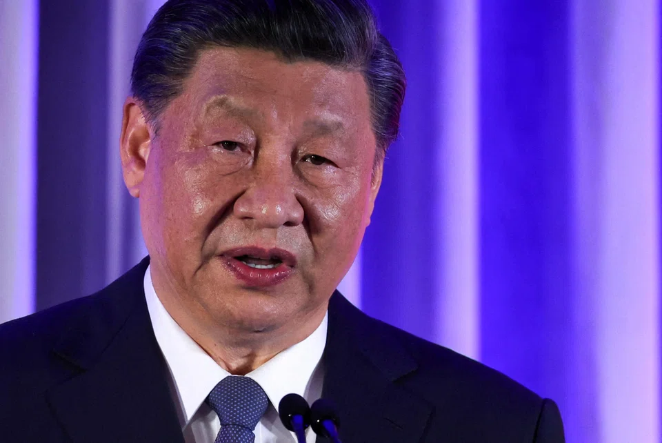 President Xi Jinping has promised "no mercy" in the fight against corruption and has pledged to clean up "hidden risks".