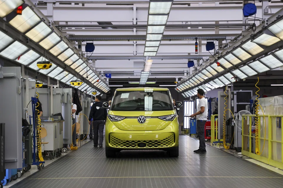 The VW division will launch 10 new electric models by 2026.