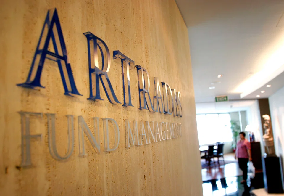 The Artradis Fund Management office in Singapore in 2006.  Stephen Diggle founded the firm in 2001. The firm went on  to earn its name for lucrative bets in 2007 and 2008.  