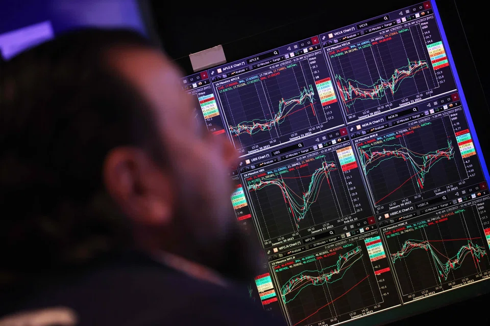 The S&P 500 has dropped for three straight weeks amid concerns that sticky US inflation raises the prospect of more rate hikes by the Fed.