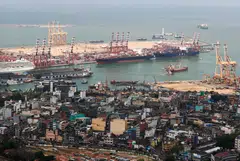 Due to Colombo’s strategic location, stopping at the port gives ships convenient access to the Middle East, South Asia and East Asia.