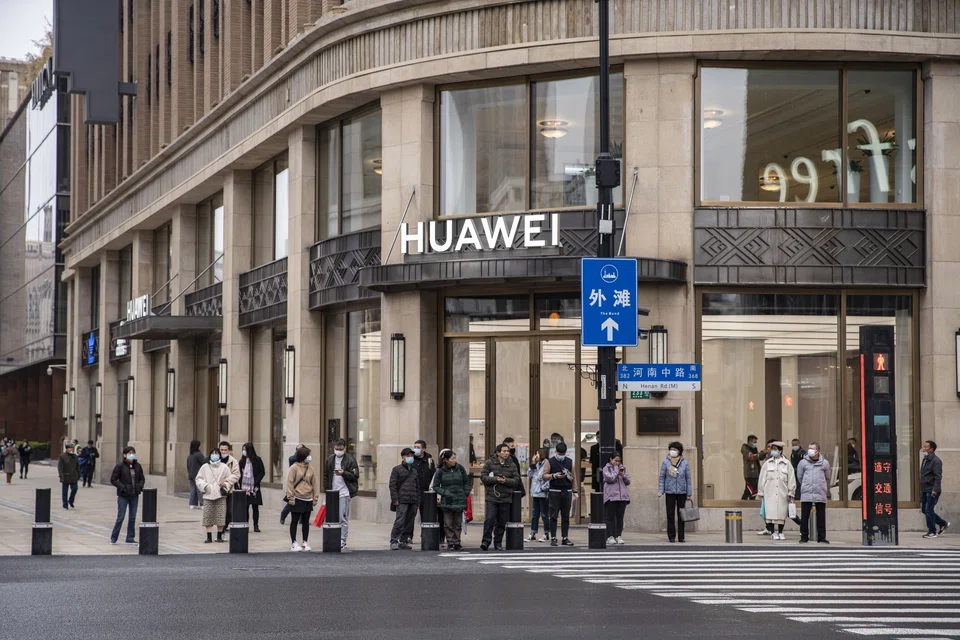 Huawei Technologies’ moonshot chipmaking effort had yielded results that surprised outside observers by producing a modern smartphone chip without recourse to US tech.
