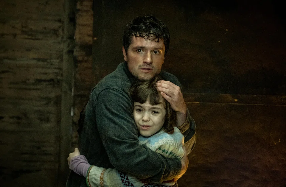 Josh Hutcherson leads the cast as a security guard working nights at an abandoned family entertainment centre, where creepy animatronic characters spring murderously to life after dark.