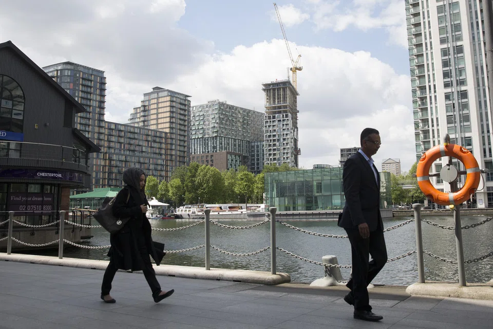 UK wages rose by 6.6 per cent in the last three months of the year compared with the same period of 2022, the Indeed figures showed on Wednesday.