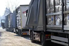 The World Food Programme wants more border crossings to open from Turkey into Syria which is experiencing severe shortages of humanitarian aid.