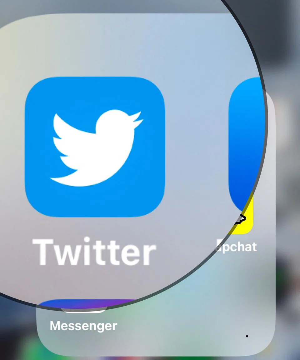 Users started reporting problems loading tweets from the site just before 10 am London time on Tuesday, according to outage tracking platform, Downdetector. 