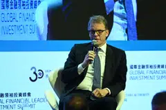 For Sewing, the pay cut related to the Postbank issue was around 281,000 euros.