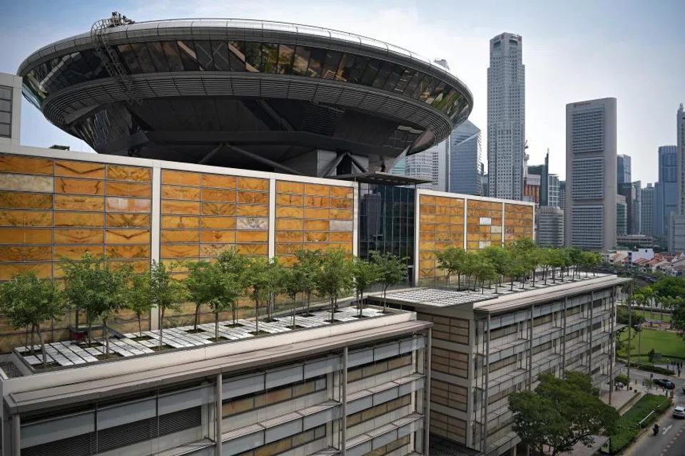 The dispute centred on a tenancy agreement clause capping the renewed monthly rent, but which did not specify the duration of the renewed lease.  