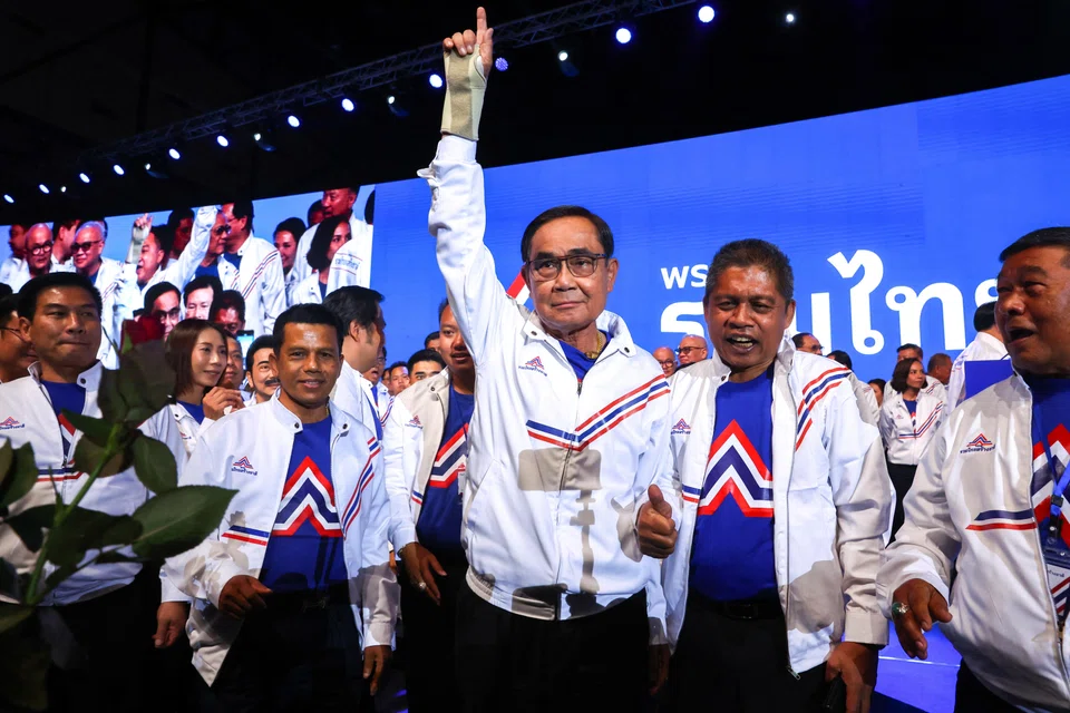 Recent surveys have showed Prime Minister Prayuth Chan-ocha’s (centre) support slipping and his main rival, political neophyte Paetongtarn, far ahead.