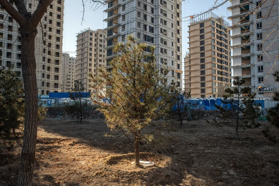 LGFVs have been under investors’ scrutiny as local governments face fiscal difficulties brought on by sliding land sales and debt-heavy projects failing to generate sufficient revenues.