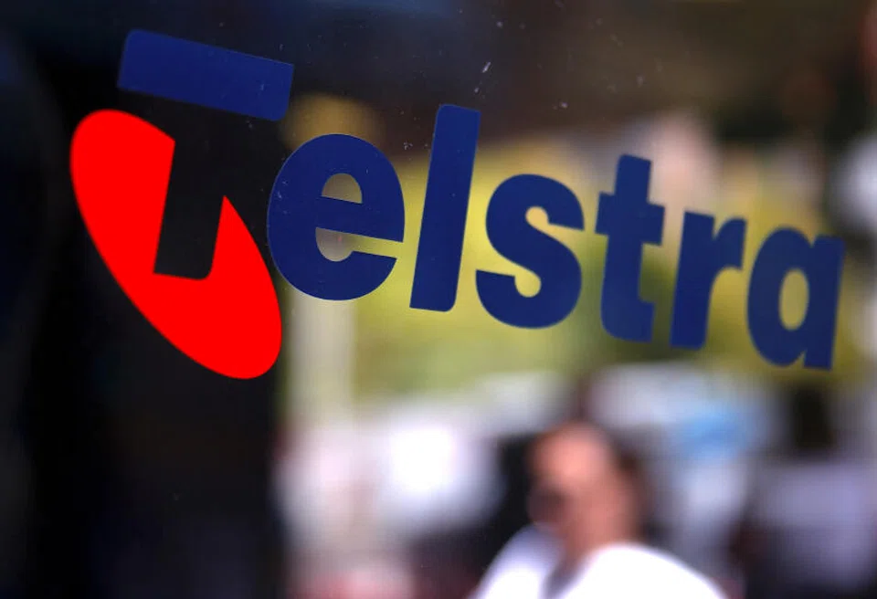 The telecom firm is now required to deregister sites it registered in January that would have prevented Optus from gaining early access to the spectrum.