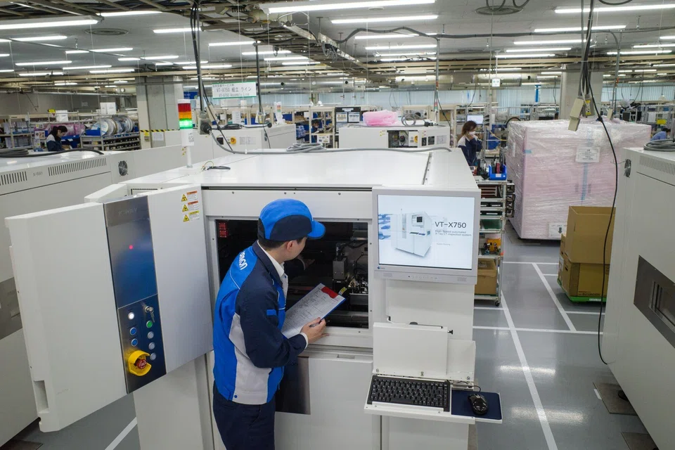 The au Jibun Bank flash Japan manufacturing PMI slipped to 48.1 in November from 48.7 in October. The index has remained below the 50.0 threshold that separates contraction from expansion since June.