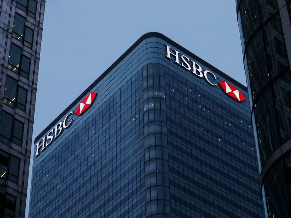 HSBC's junior staff will be given a figure called “on target variable pay,” which is set using external benchmark data from peers and internal pay data relating to those in similar roles at the beginning of every year.