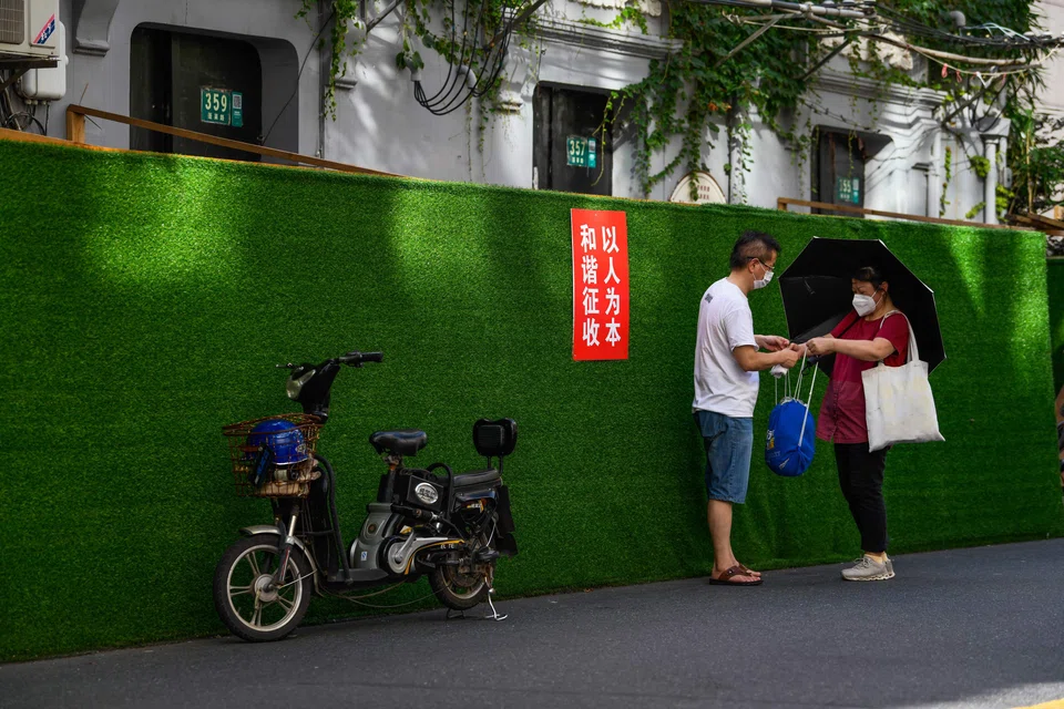 Shanghai lifted a 2-month city-wide lockdown on Jun 1, but many establishments have remained unable to offer indoor dining since mid-March.