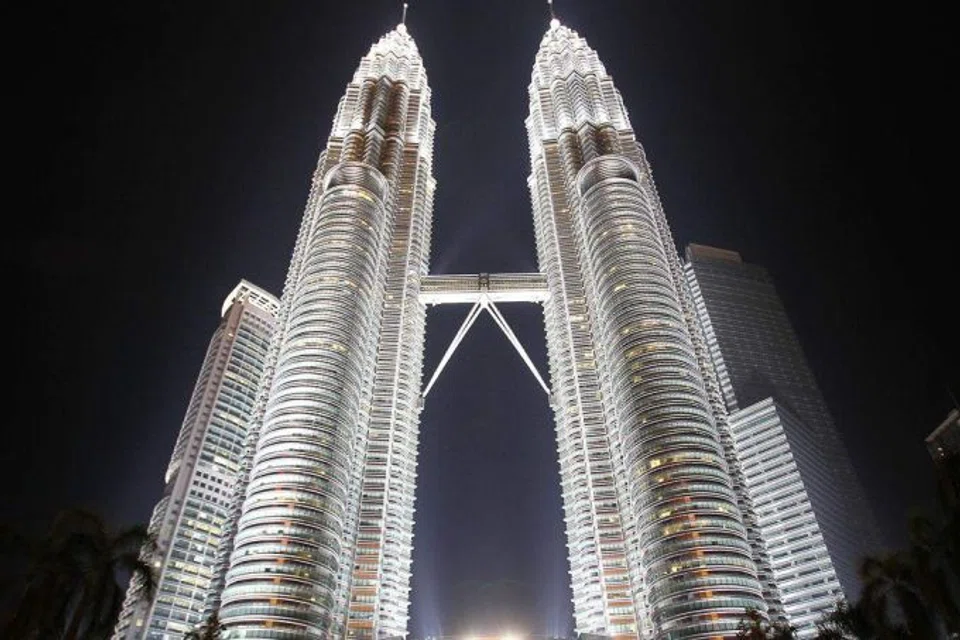 Malaysia share prices closed higher on Friday (Jul 1) with the FTSE Bursa Malaysia Kuala Lumpur Composite Index up 5.52 points to 1,449.74.